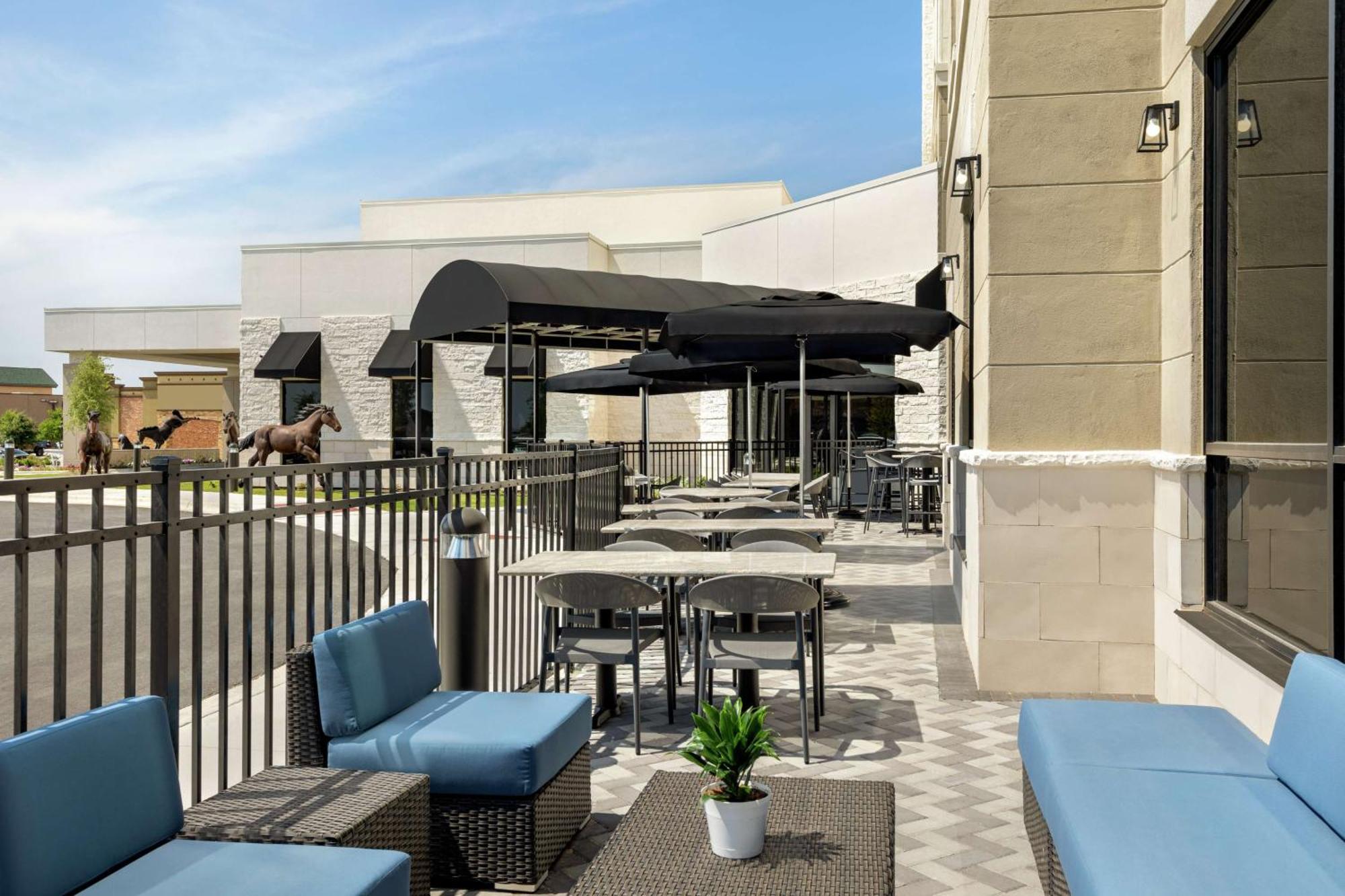 Embassy Suites By Hilton Round Rock Esterno foto