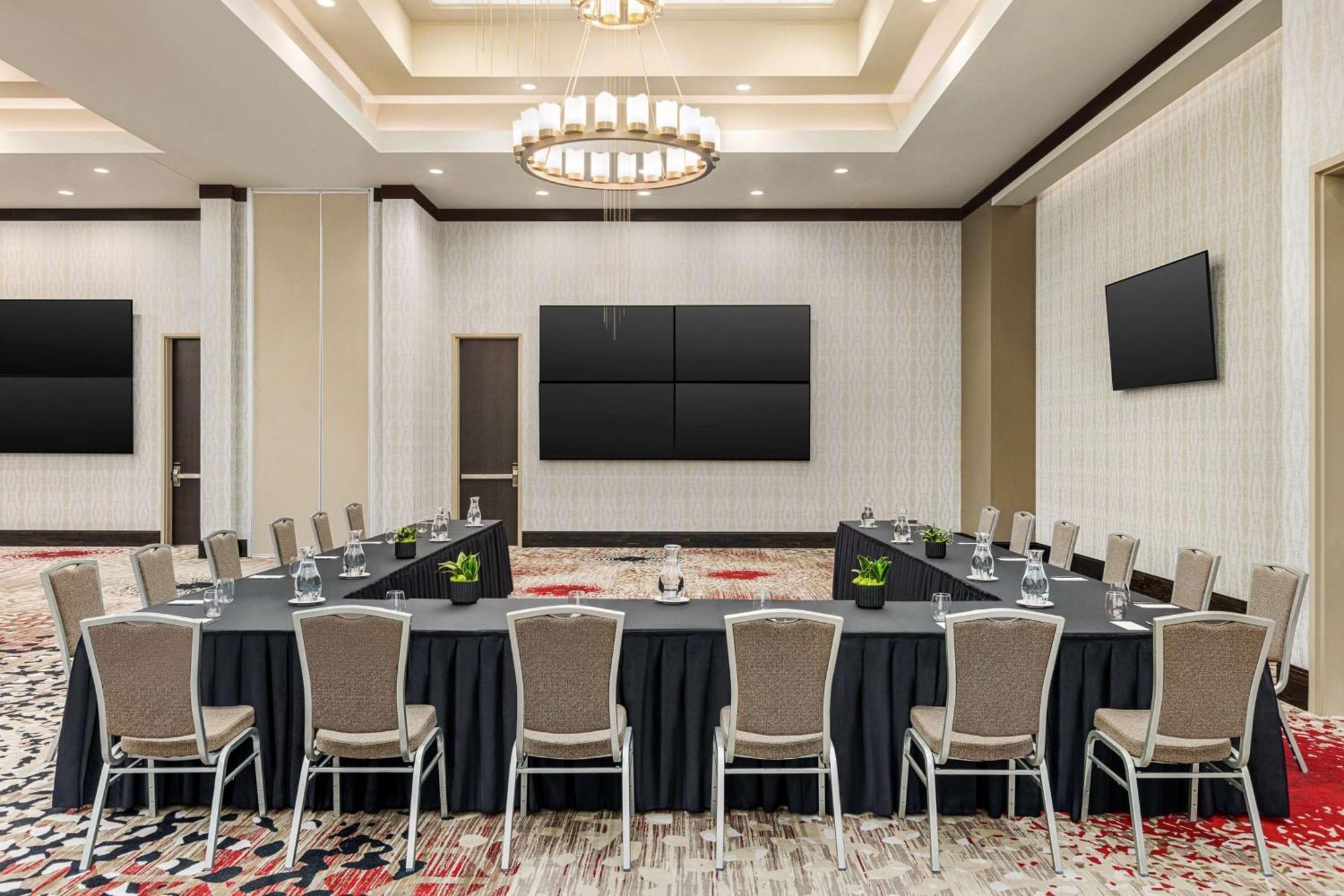 Embassy Suites By Hilton Round Rock Esterno foto